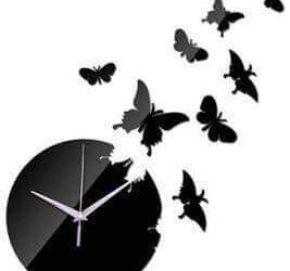 الساعة الخامسة فجرًا بقلم إيمان علي