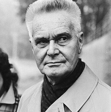 في مثل هذا اليوم9 يونيو1994م..بقلم سامح جميل..