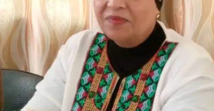 الاديبةكوثر بولعابي تونس   سيرة ذاتية مشرفة ومسيرة حافلة من العطاء والإنجازات