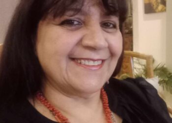 طائر الحزن بقلم الأديبة سلوى الراشدي تونس