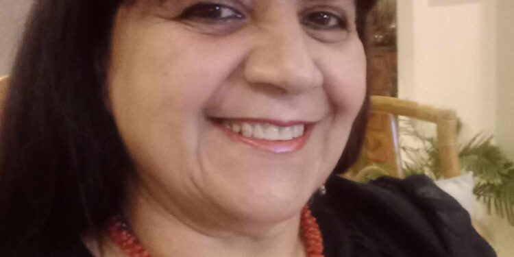 طائر الحزن بقلم الأديبة سلوى الراشدي تونس