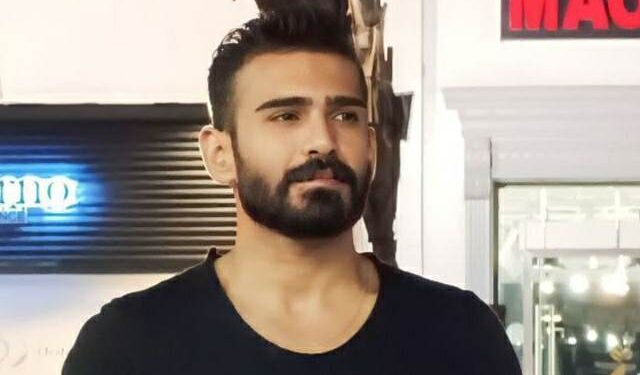 الفنان مطر المطر سعيد في عزك ياشام وهو عمل مختلف عن غيره