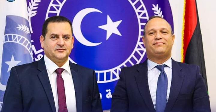 وزير الخارجية يلتقي القنصل العام المصري في بنغازي 