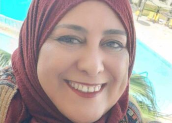 طفل الأنقاض