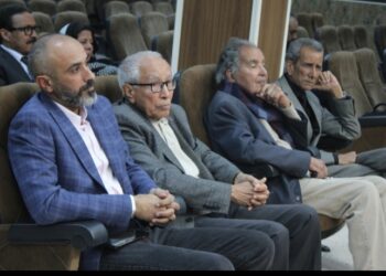 حفل توقيع كتاب ” عشب الكلام ” للكاتب طارق الشرع 