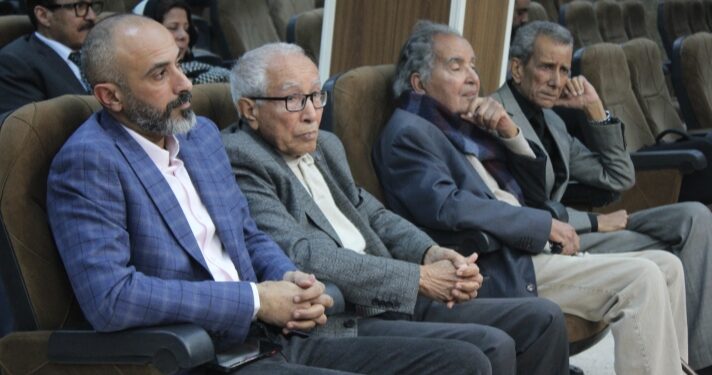 حفل توقيع كتاب ” عشب الكلام ” للكاتب طارق الشرع 