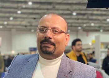 إليك أيها الشعب المافون