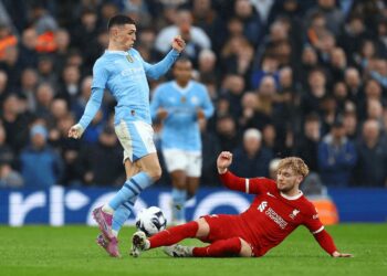 تعادل عادل بين ليفربول ومان سيتي