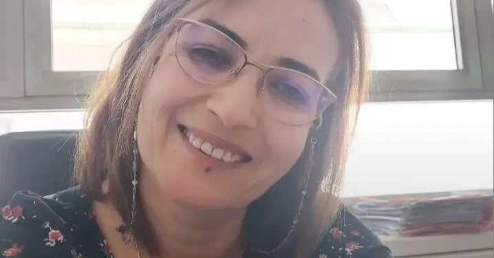 قراءة تحليلية لإصدار  ظلي والشمس غافية للشاعرة سوسن عوني بقلم الناقدة نادية الأحولي