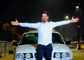 صانع المحتوى العراقي عمر النقاش يتألق في السوشيال ميديا