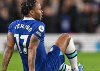 تشيلسي يحتفظ رحيم ستراينغ