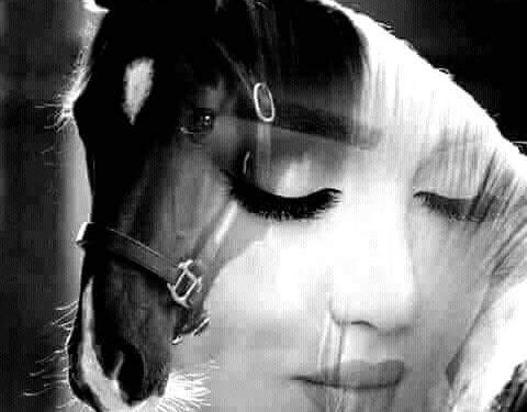 وقفت على مضض بقلم مروة محمد