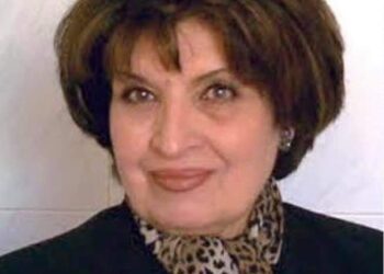 لطيفة الدليمي كاتبة وصحيفة