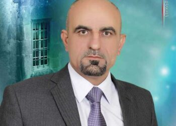 اعانق دفء انفاسك