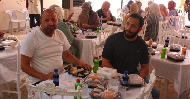 ماذبة غذاء لطالبات مدرسة المداد التعليمية بقسميها ” العلمي ، الأدبي”