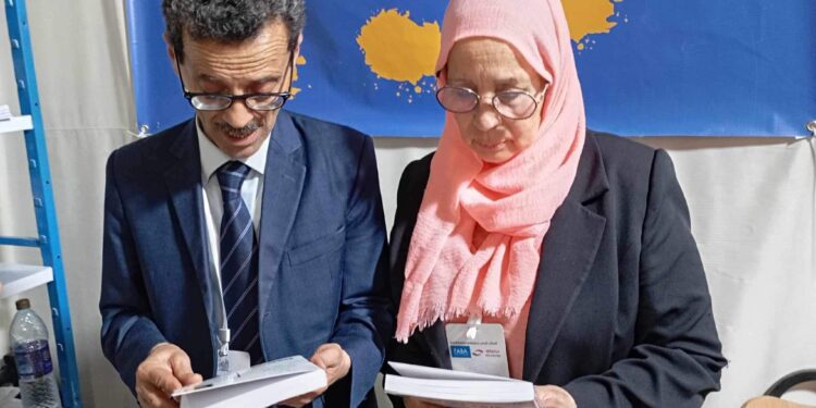 قراءة نقدية في قصيدة الفتاة النائمة للدكتور حمد حاجي بقلم الناقدة فائزة بنمسعود