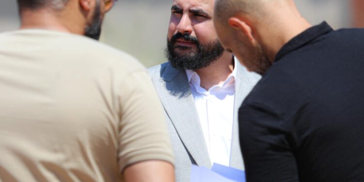 مدير عام مستشفى الكويفية للأمراض الصدرية والدرن يستقبل وفدًا من المهندسين المكلفين من صندوق تنمية وإعادة إعمار ليبيا