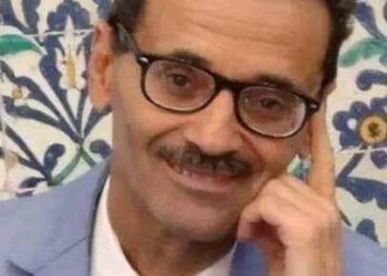 ولاعبتها لعب الريح في السعف