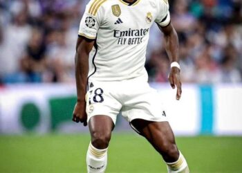 إصابة لاعب الملوك تشواميني