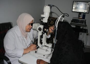 فلترة حالات القرنية بمستشفي بنغازي التعليمي لطب وجراحة العيون 