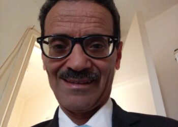 قدر يسيل عند اثقابه المرق