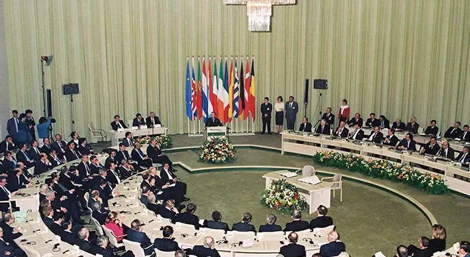 في مثل هذا اليوم 9 ديسمبر1987م..بقلم سامح جميل…..