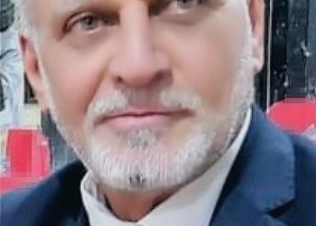 نافذة بقلم الأديب والناقد عبد الكريم حمزة عباس