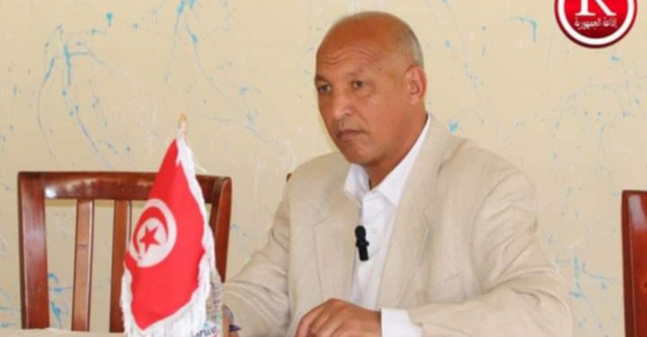 فرح يغتال شفتي بقلم الأديب نور الدين بن يمينة تونس