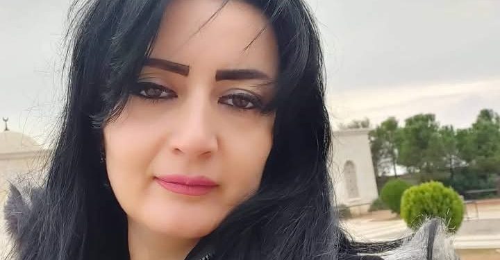 سيمون دو بوفوار مرٱة واقعية حية لانعكاسات مجتمعية انثوية قراءة واقعية لثلاثية المرأة المحطمة