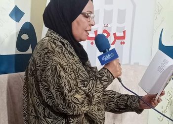 حين تمر الوجوه مرتين