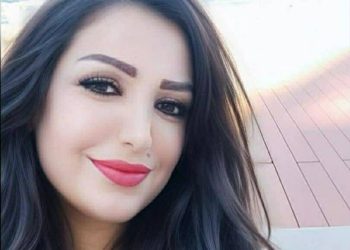 في وجهي ظل غيمة في قلبي موجة ضائعة بقلم الأديبة ريما حمزة