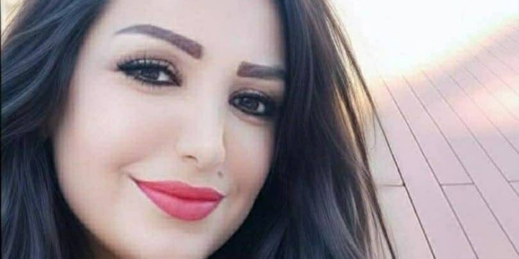 في وجهي ظل غيمة في قلبي موجة ضائعة بقلم الأديبة ريما حمزة