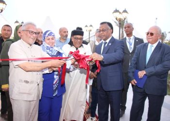 افتتاح معرض الحرفيين للصناعات التقليدية