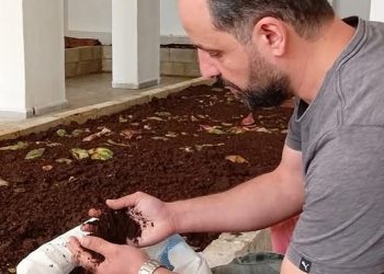 محمد حفار يطلق فيرمي كومبوست المشروع الأول لإنتاج السماد العضوي حوار ياسمين الجوفاني