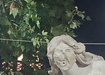 تمثال عين الفوارة   فتيل بين الاستبقاء او الاستفتاء او القضاء