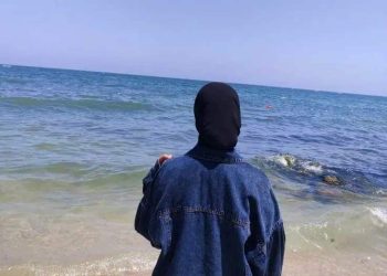 .إلى من يظنون