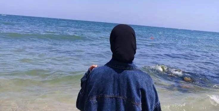 .إلى من يظنون