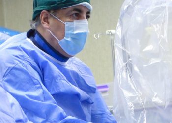 إجراء عملية جراحية لجلطة دماغية بمدينة طرابلس 