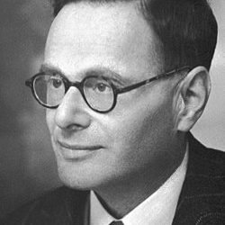 في مثل هذا اليوم22 نوفمبر1981م..بقلم سامح جميل………