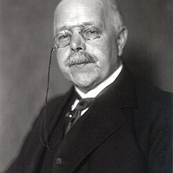 في مثل هذا اليوم18 نوفمبر 1941م..بقلم سامح جميل……….