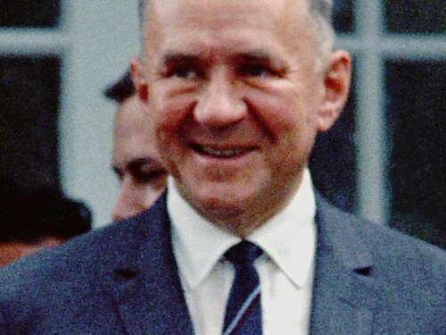 في مثل هذا اليوم 18 ديسمبر 1980م..بقلم سامح جميل…….