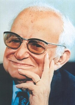 في مثل هذا اليوم 9 ديسمبر1992م..بقلم سامح جميل……..