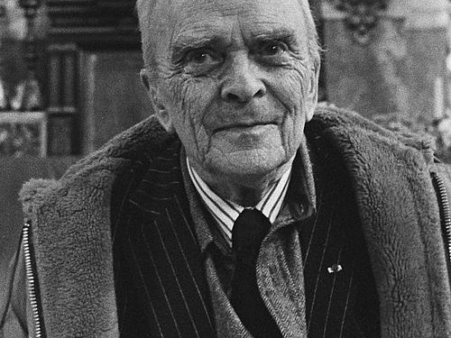 في مثل هذا اليوم 15 يناير1988م..بقلم سامح جميل..