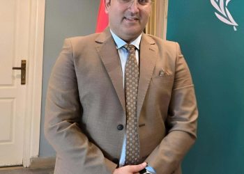 المهندس أحمد طلايع رئيس أكاديمية كمبريدج الدولية ومنارة الريادة العربية